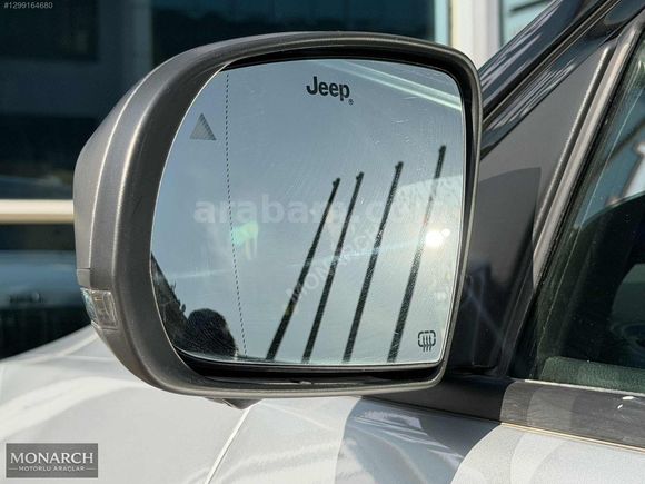 MONARCH MOTORLU ARAÇLARDAN JEEP COMPASS 80.YIL ÖZEL SERİ HATASIZ