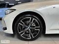 ALDATMAZ PLAZADAN 2023 MODEL BMW 320İ M SPORT BEYAZ İÇİ KIRMIZI