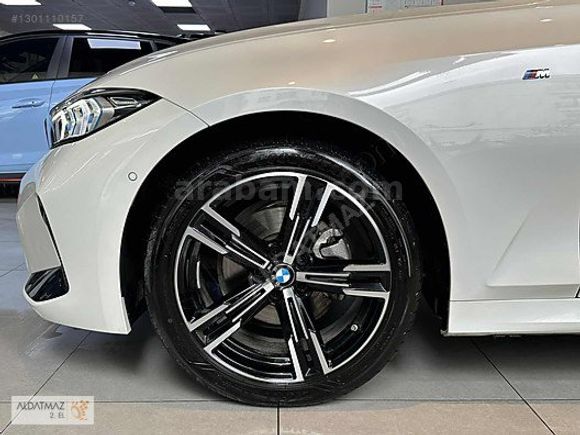 ALDATMAZ PLAZADAN 2023 MODEL BMW 320İ M SPORT BEYAZ İÇİ KIRMIZI