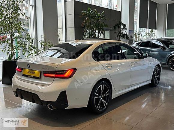 ALDATMAZ PLAZADAN 2023 MODEL BMW 320İ M SPORT BEYAZ İÇİ KIRMIZI