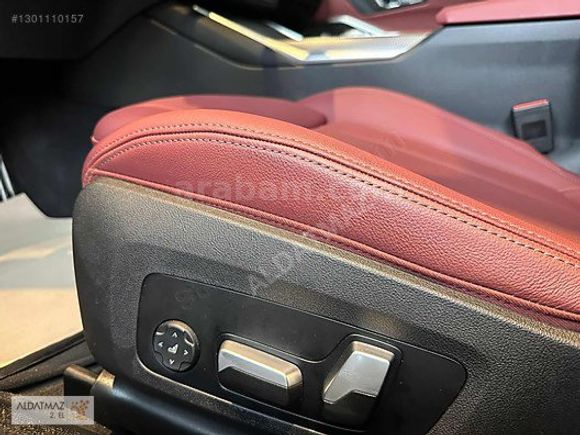 ALDATMAZ PLAZADAN 2023 MODEL BMW 320İ M SPORT BEYAZ İÇİ KIRMIZI