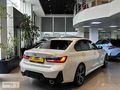 ALDATMAZ PLAZADAN 2023 MODEL BMW 320İ M SPORT BEYAZ İÇİ KIRMIZI
