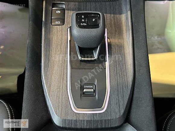 ALDATMAZDAN BOYASIZ 2024 QASHQAİ 1.3 DIG-T PLATİNUM PREMİUM MHEV