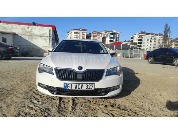 Sahibinden Skoda SuperB 1.4 TSI Active 2017 Model  111.000 km Beyaz