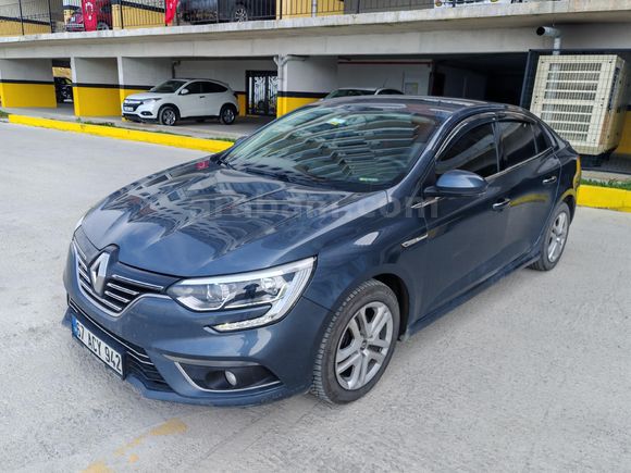 Sahibinden Renault Megane 1.3 TCe Joy 2020 Model