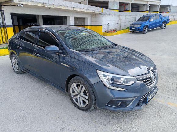 Sahibinden Renault Megane 1.3 TCe Joy 2020 Model