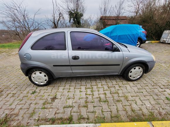 Opel Corsa 1.7 hususi 2003