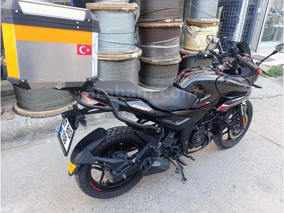 Pulsar F250 - 2024 Çıkışlı - 10 Bin Bakım Yeni Yapıldı - Dolu ve Masrafsız.