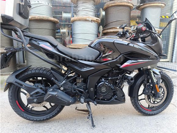 Pulsar F250 - 2024 Çıkışlı - 10 Bin Bakım Yeni Yapıldı - Dolu ve Masrafsız.
