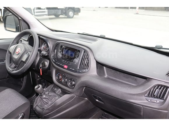 MBS BÜYÜKSOYLU'DAN 2021 FIAT DOBLO COMBI KLİMALI 1.6 M.JET EASY