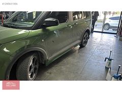FORD COURİER YAN MARŞPİYEL-2024 ÜZERİ-BOYALI-DOST TUNİNG