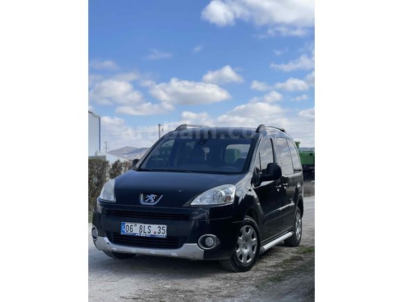 Sahibinden Peugeot Partner 1.6 HDI Adventure 2011 Model  279.00 km Siyah