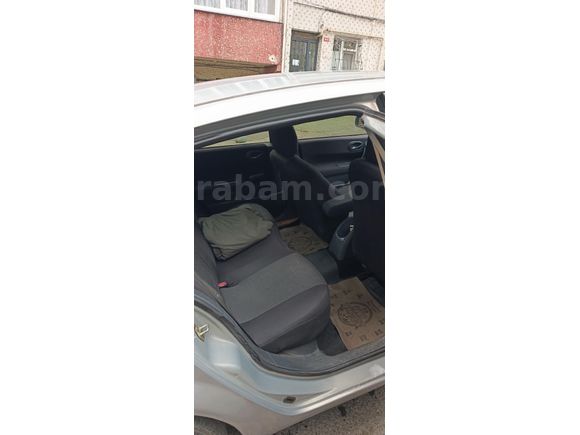 Sahibinden Renault Megane 1.4 Authentique 2005 Model
