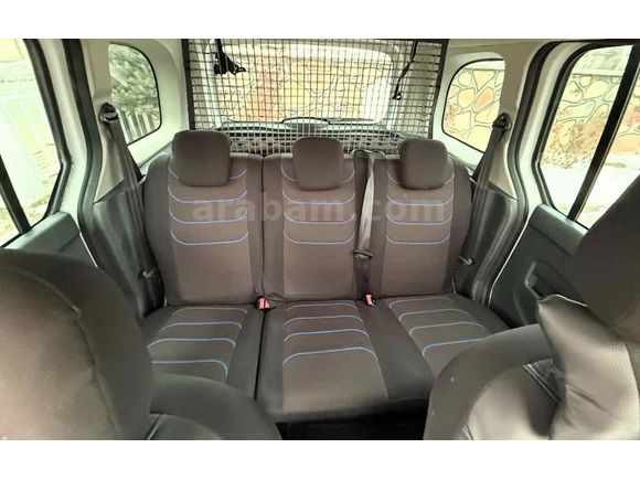 Sahibinden Renault Kangoo 1.5 dCi Touch 2017 Model 