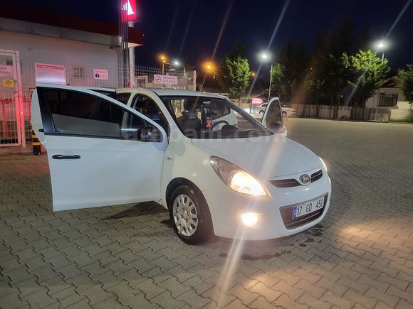 Sahibinden Hyundai i20 Troy 1.4 CRDi Team 2012 Model 