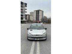 Sahibinden Peugeot 206 1.4 XR 2000 Model 