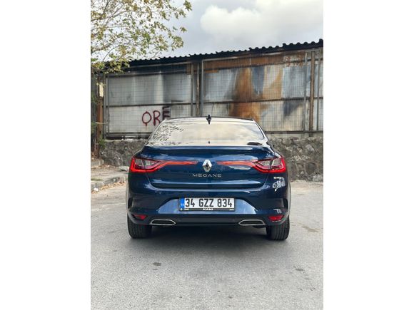 Sahibinden Renault Megane 1.3 TCe Touch 2023 Model