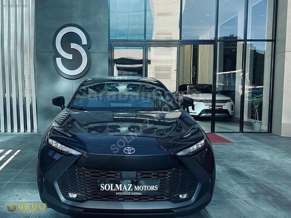 SOLMAZ MOTORS / ANKARA /HATASIZ-BOYASIZ-2024 C-HR 1.8 HYBRİD