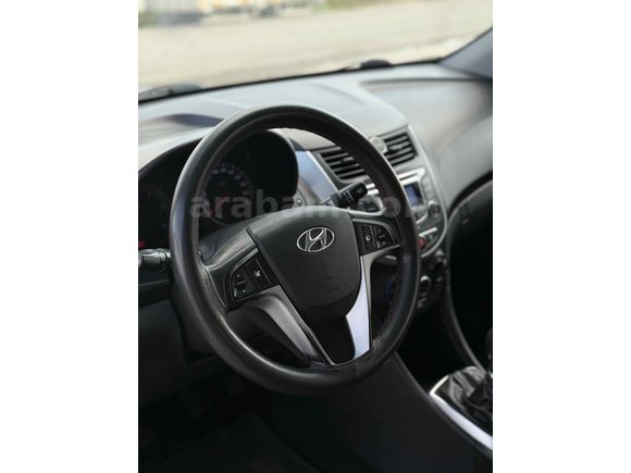  Hyundai Accent Blue 1.6 CRDI Mode 2012 Model Gaziantep