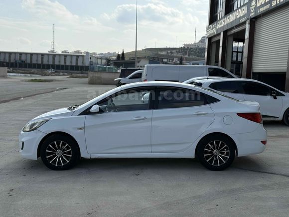  Hyundai Accent Blue 1.6 CRDI Mode 2012 Model Gaziantep