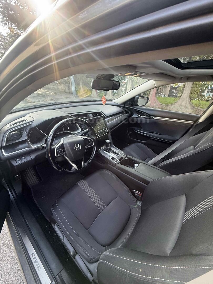 Sahibinden Honda Civic 1.6i VTEC ECO Elegance 2021 Model 3