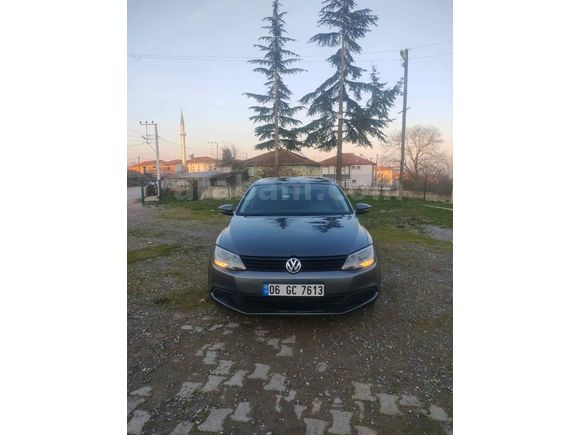 Sahibinden Volkswagen Jetta 1.6 TDi Comfortline 2011 Model 