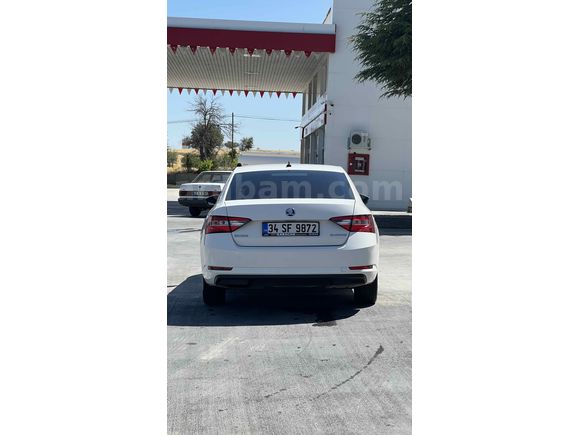 Sahibinden Skoda SuperB 1.6 TDI Active 2017 Model 