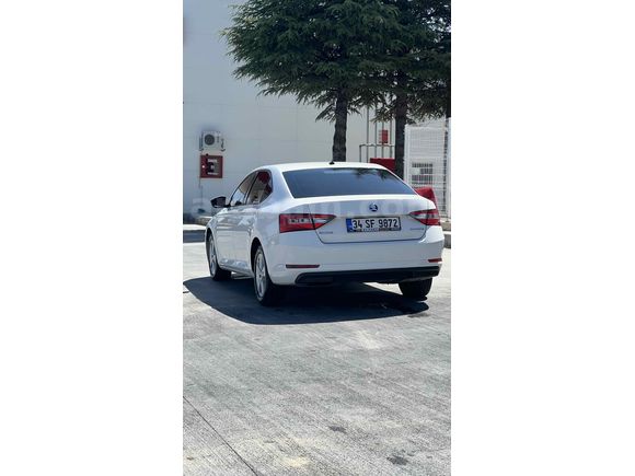 Sahibinden Skoda SuperB 1.6 TDI Active 2017 Model 