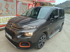 Sahibinden Citroen Berlingo 1.5 BlueHDI Shine Bold 2023 Model