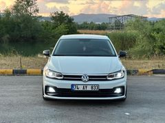 R-LINE POLO