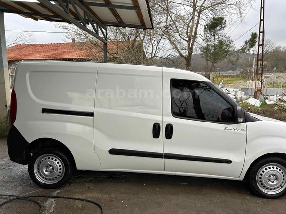 FULL YETKİLİ SERVİS BAKIMLI 1.6MJET DÜŞÜK KM DOBLO %20 FATURA