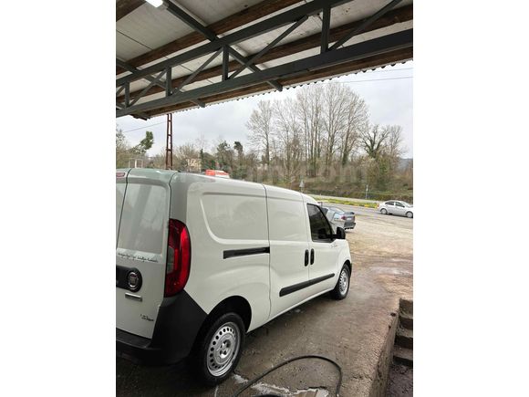 FULL YETKİLİ SERVİS BAKIMLI 1.6MJET DÜŞÜK KM DOBLO %20 FATURA
