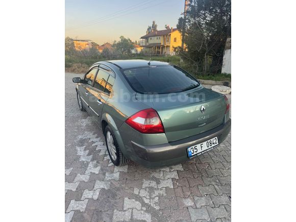 Sahibinden Renault Megane 1.6 Dynamique 2005 Model  230000 km Yeşil
