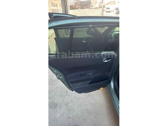 Sahibinden Renault Megane 1.6 Dynamique 2005 Model  230000 km Yeşil