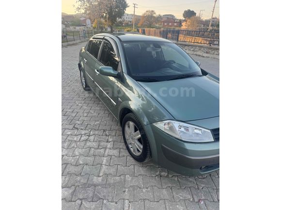 Sahibinden Renault Megane 1.6 Dynamique 2005 Model  230000 km Yeşil