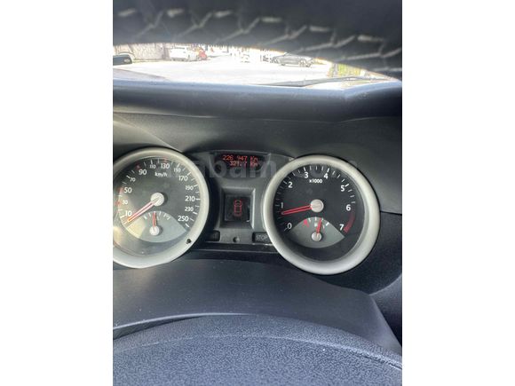 Sahibinden Renault Megane 1.6 Dynamique 2005 Model  230000 km Yeşil