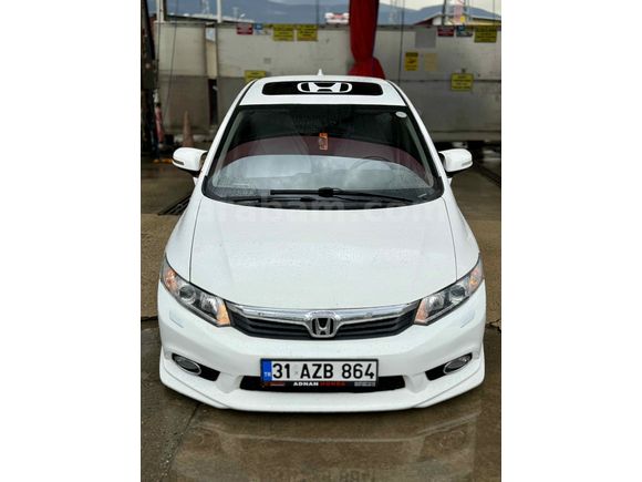 Honda Civic 1.6i VTEC ECO Elegance 2013 (EKSTRALI)DETAYLAR AÇIKLAMADA