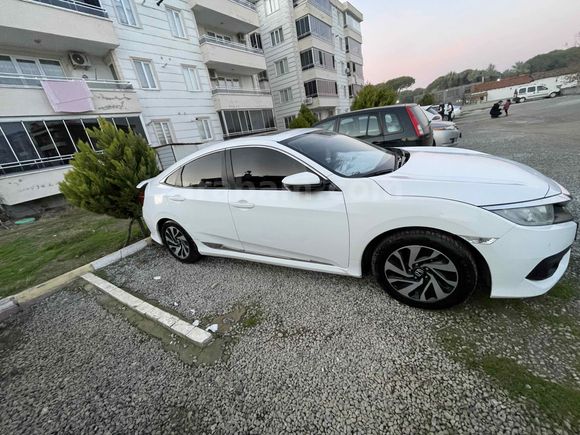 Sahibinden Honda Civic 1.6i VTEC ECO Elegance 2017 Model 