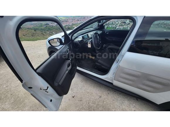 Sahibinden Düşük Km Citroen C4 Cactus Cam Tavan