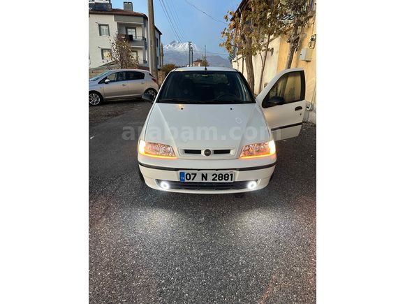 Sahibinden Fiat Palio 1.2 EL 2004 Model  310000 km Beyaz