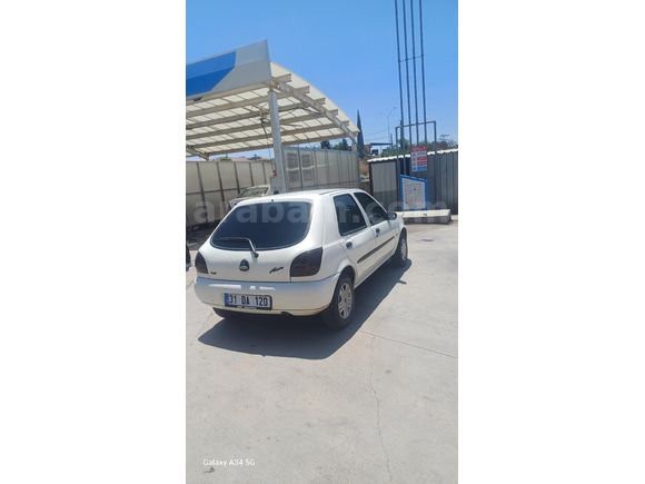 Sahibinden Temiz Bakımlı Aile arabası Ford Fiesta 1.25 Flair 2000 Model
