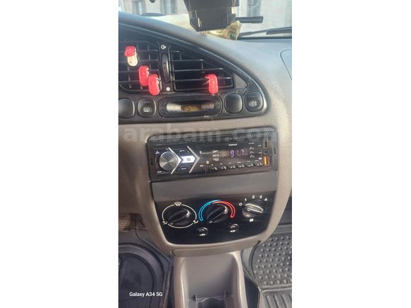Sahibinden Temiz Bakımlı Aile arabası Ford Fiesta 1.25 Flair 2000 Model