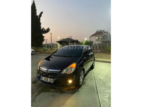 Sahibinden Opel Corsa 1.3 CDTI Enjoy 2012 Model  238.000 km Siyah