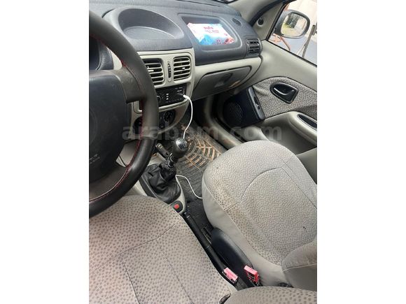 Sahibinden Renault Clio 1.4 Alize 2006 Model Manisa