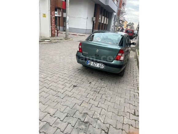 Sahibinden Renault Clio 1.4 Alize 2006 Model Manisa