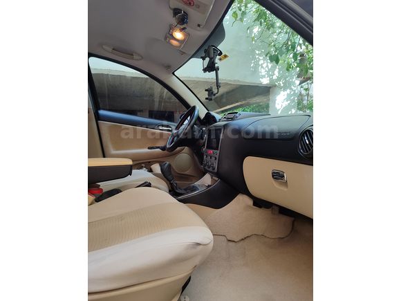 Alfa Romeo 147 1.6 TS Distinctive 2008 Model Temiz ve Bakımlı