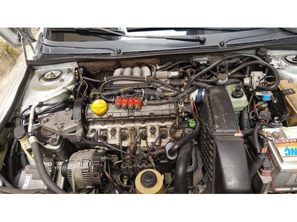 Acil Sahibinden Renault Laguna 2.0 RXE 1999 Model