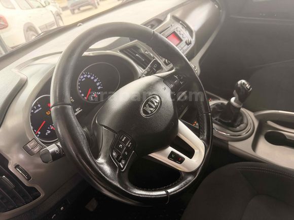 2014..KİA..SPORTAGE..1.6.GDİ..Concept..Plus..130..BİNDE..İLK..EL