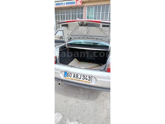 Değisensiz orjinal 70.000km Lada Vega 16V 1.5 2001 Model