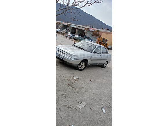 Değisensiz orjinal 70.000km Lada Vega 16V 1.5 2001 Model